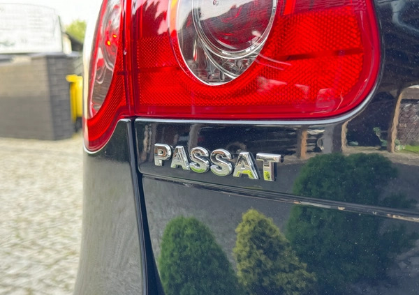 Volkswagen Passat cena 17900 przebieg: 197884, rok produkcji 2007 z Świdwin małe 781